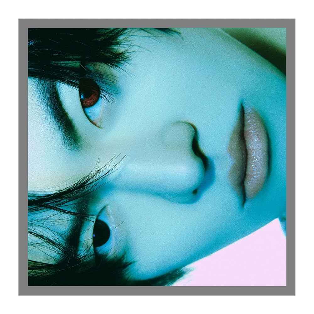 LEO - Leo Come Closer 1st EP Album CD+24p PhotoBook+1p PhotoCard+