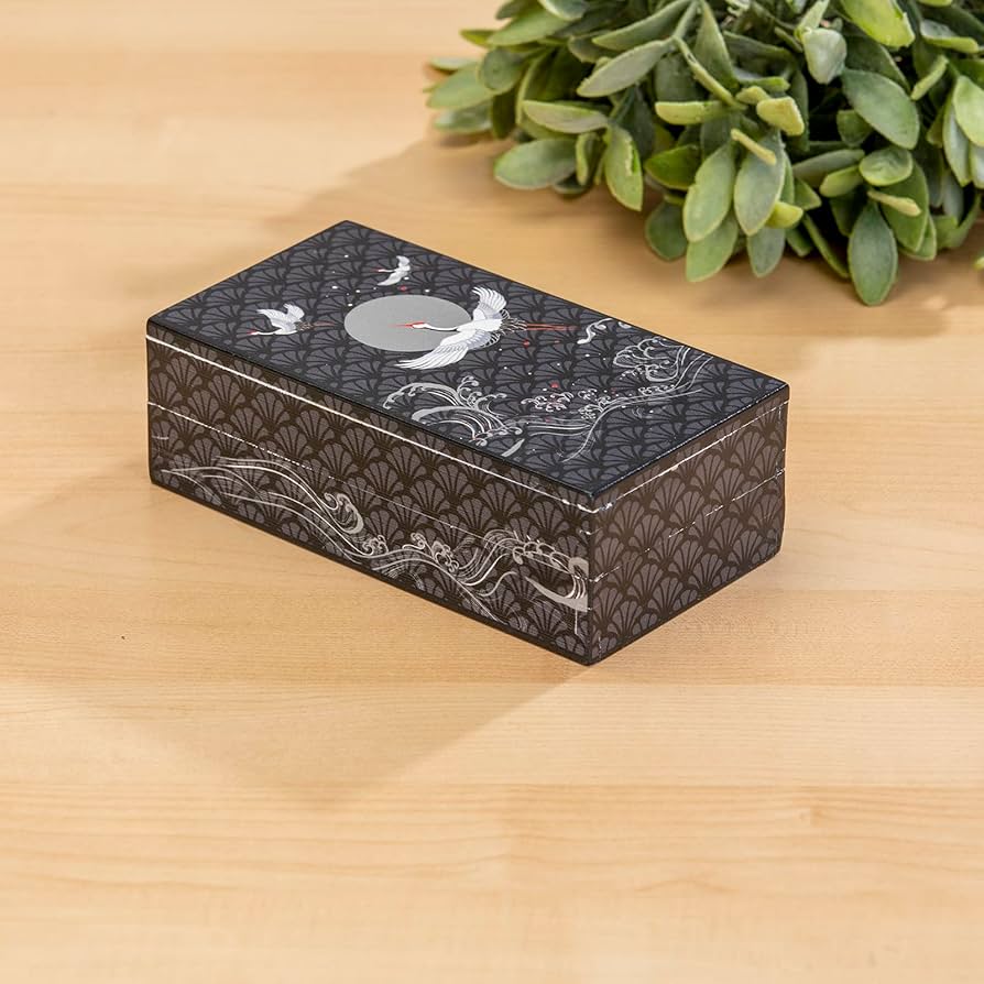 Amazon.com: Bits and Pieces 10 Step Secret Puzzle Box Japanese