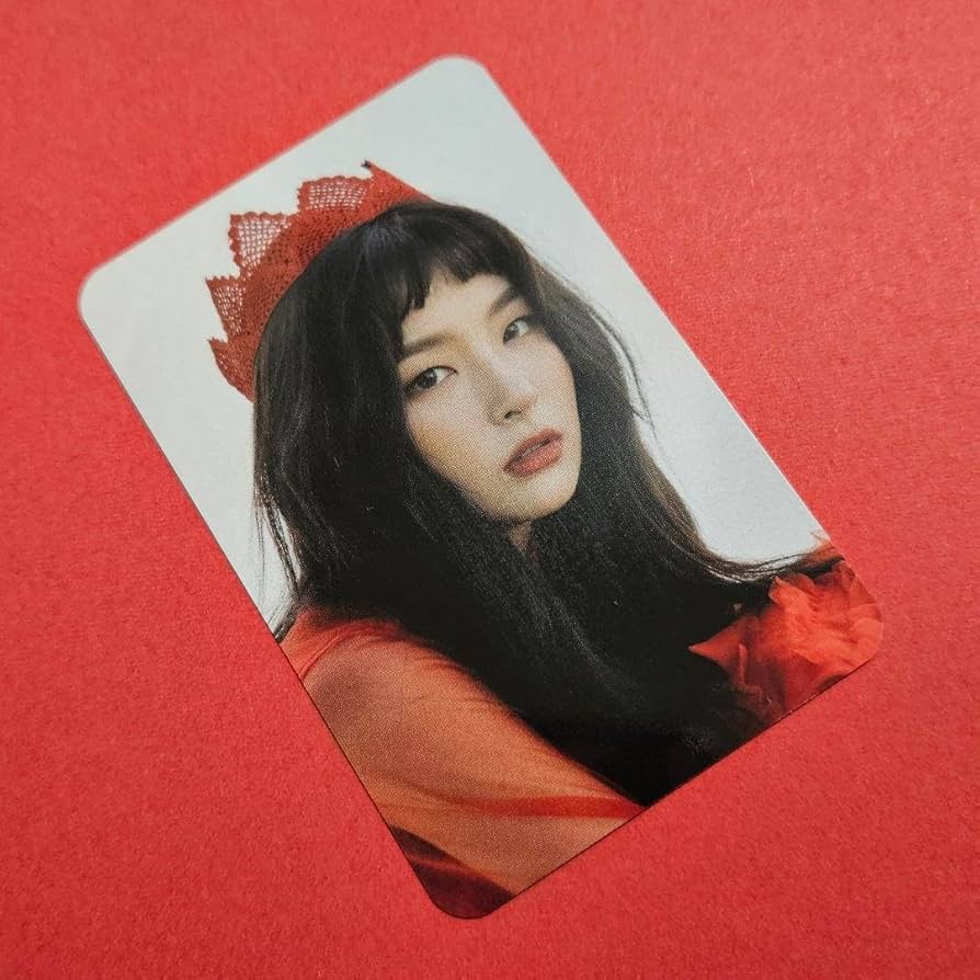 Amazon.co.jp: Red velvet レドベル peekaboo コレクトブック トレカ