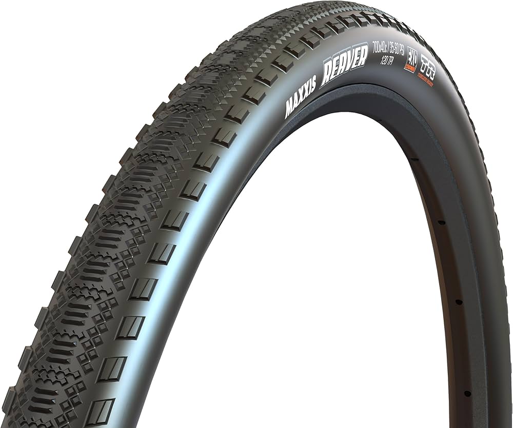 Amazon | Maxxis Reaver タイヤ - 700 x 45 チューブレス