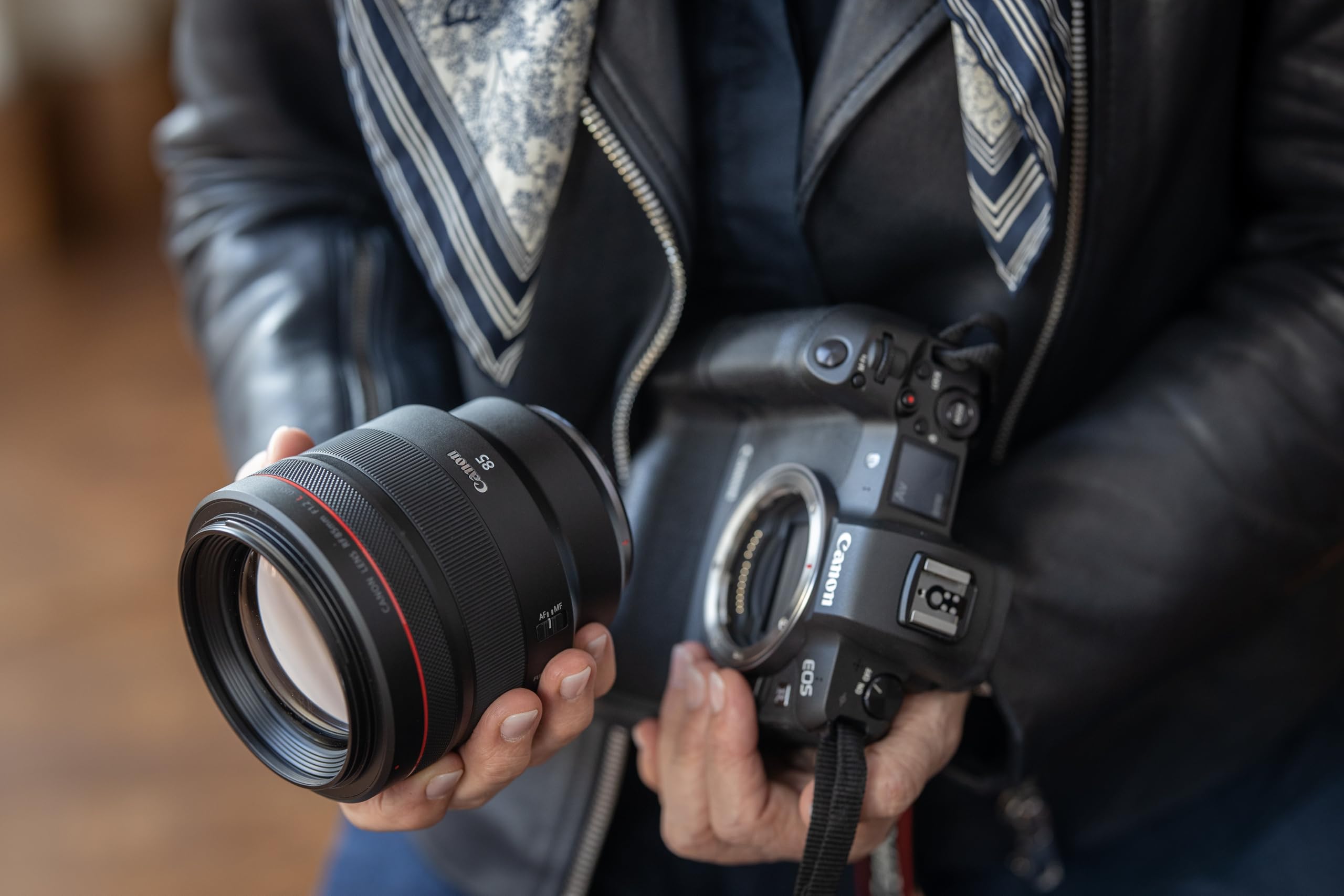 Amazon.co.jp: RFレンズ RF85mm F1.2 L USM : 家電＆カメラ