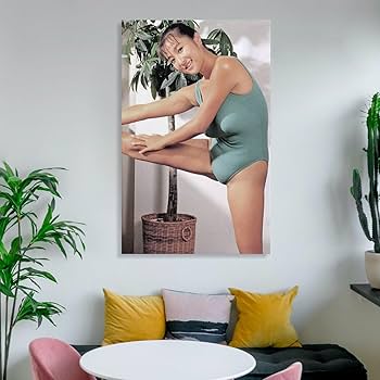 Amazon.co.jp: かとうれいこ水着セクシー写真ポスター ウォールアート