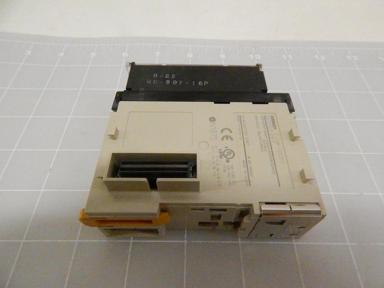 Amazon.co.jp: Omron cj1 W-oc211リレー接点出力ユニット( 16出力