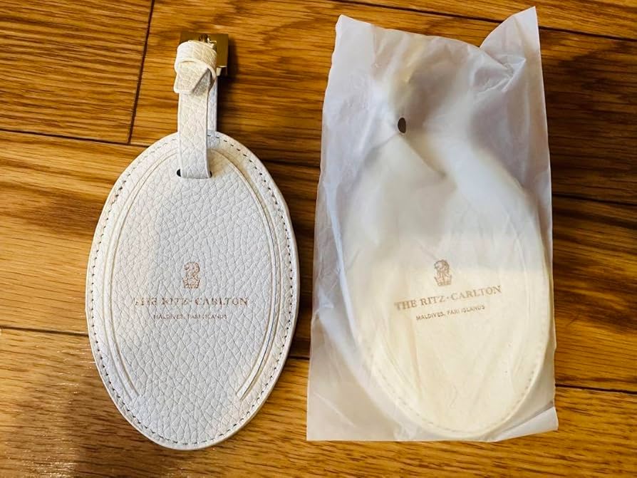 Amazon.co.jp: リッツカールトン モルディブ ノベルティ ネームタグ 2