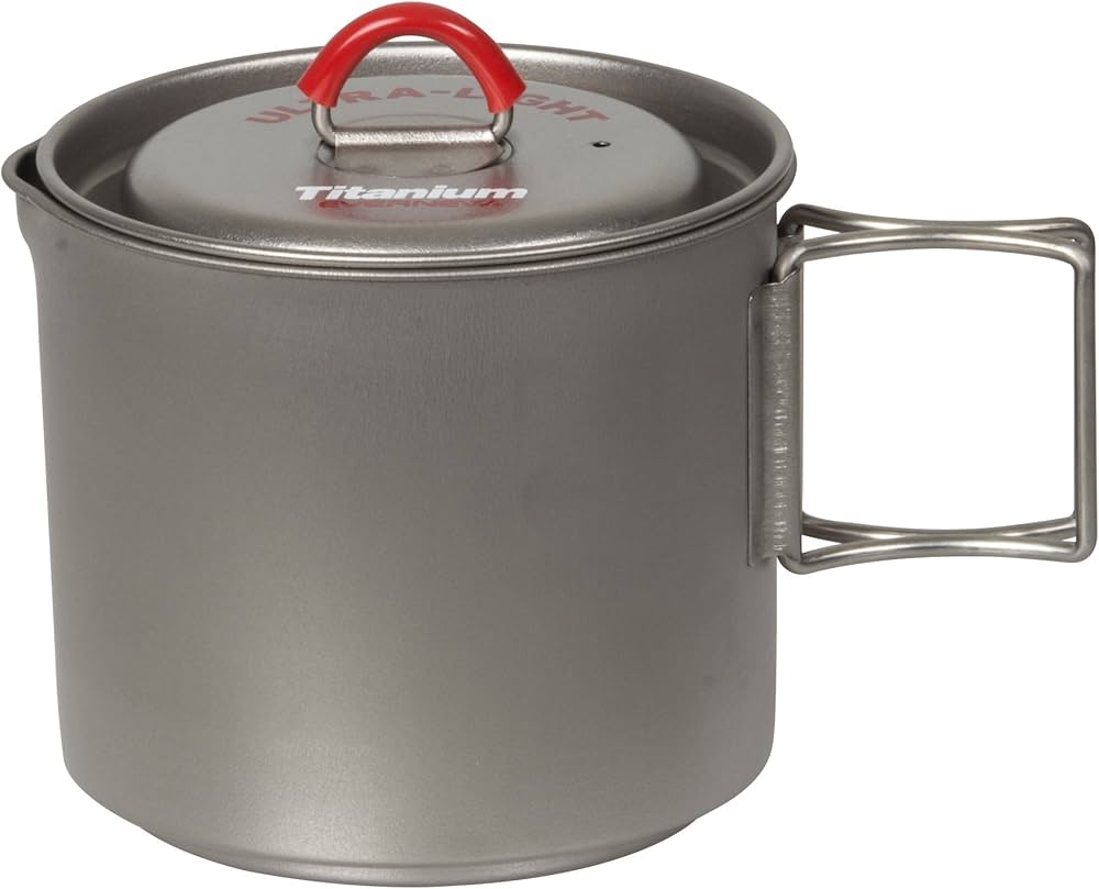 Amazon | エバニュー(EVERNEW) チタンマグポット500 RED ECA266R