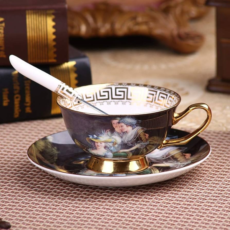 Amazon｜カップとソーサーセット メタルホルダー、磁器ティーカップ