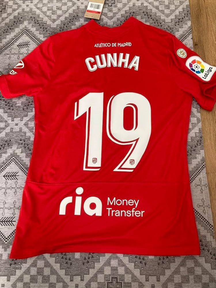 Amazon.co.jp: アトレティコ4thユニフォーム 限定 クーニャ L : おもちゃ