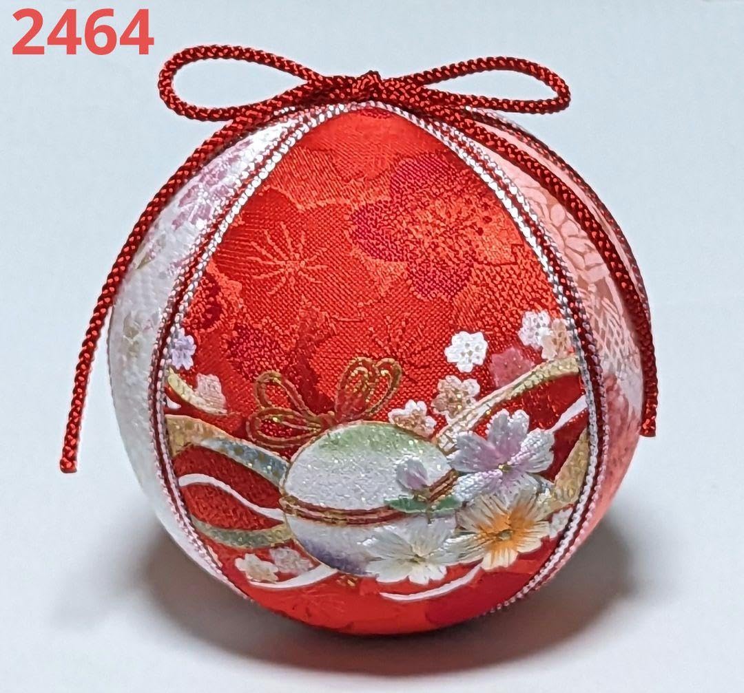 Amazon.co.jp: 手毬 まり 桜 刺繍 赤 花柄 金襴 木目込みまり 置物