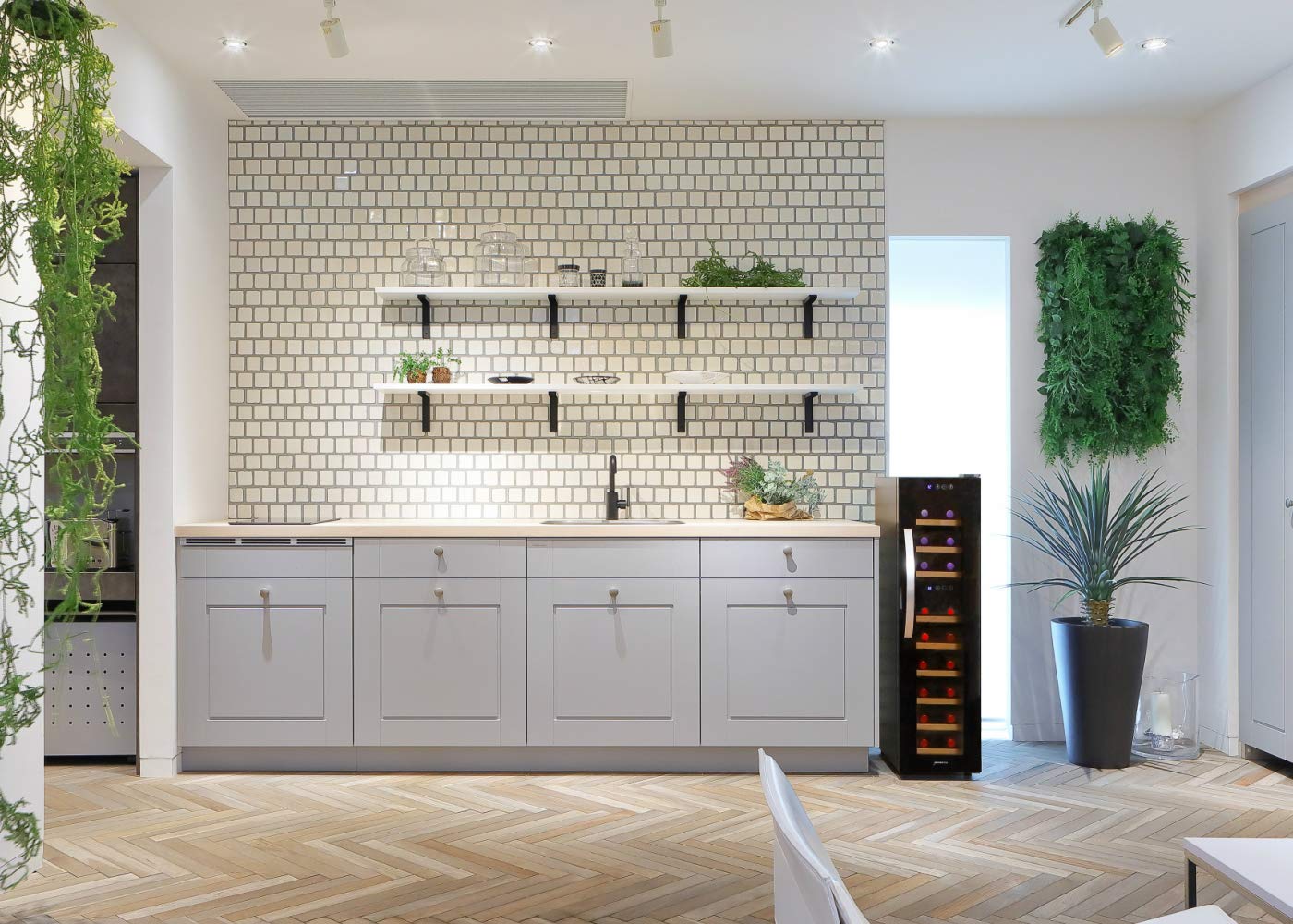 Amazon.co.jp: deviceSTYLE/デバイスタイル ワインセラー WF-P18W 18本