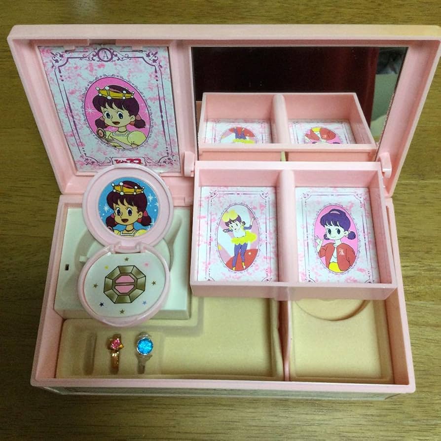 Amazon.co.jp: ひみつのアッコちゃん オルゴール付き宝石箱 : おもちゃ