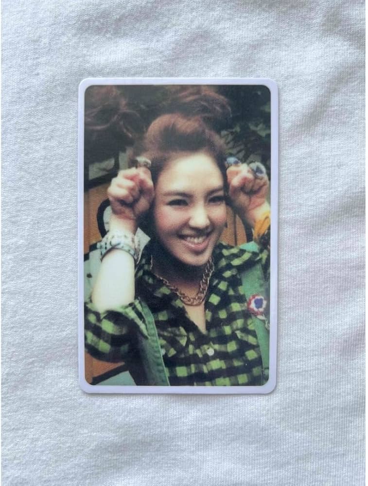 Amazon.co.jp: 少女時代 Oh! 限定盤 白枠トレカ ヒョヨン 1枚 : おもちゃ