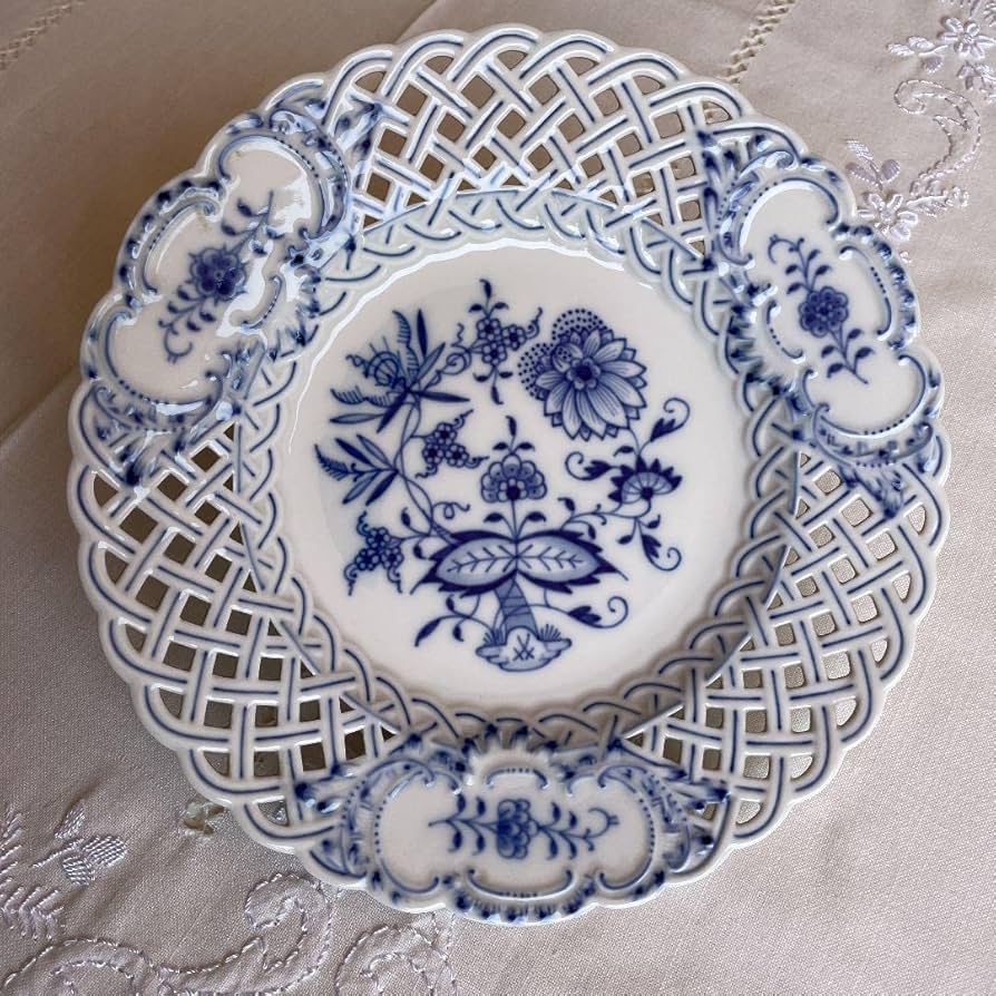 Amazon.co.jp: マイセン ブルーオニオン ピアスド プレート 2級品