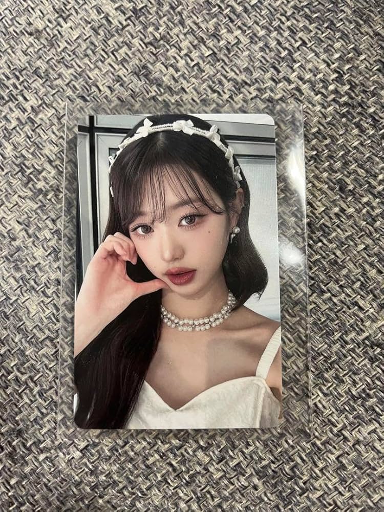 Amazon.co.jp: IVE ALIVE 特典トレカ 会場限定 東京 ウォニョン : おもちゃ