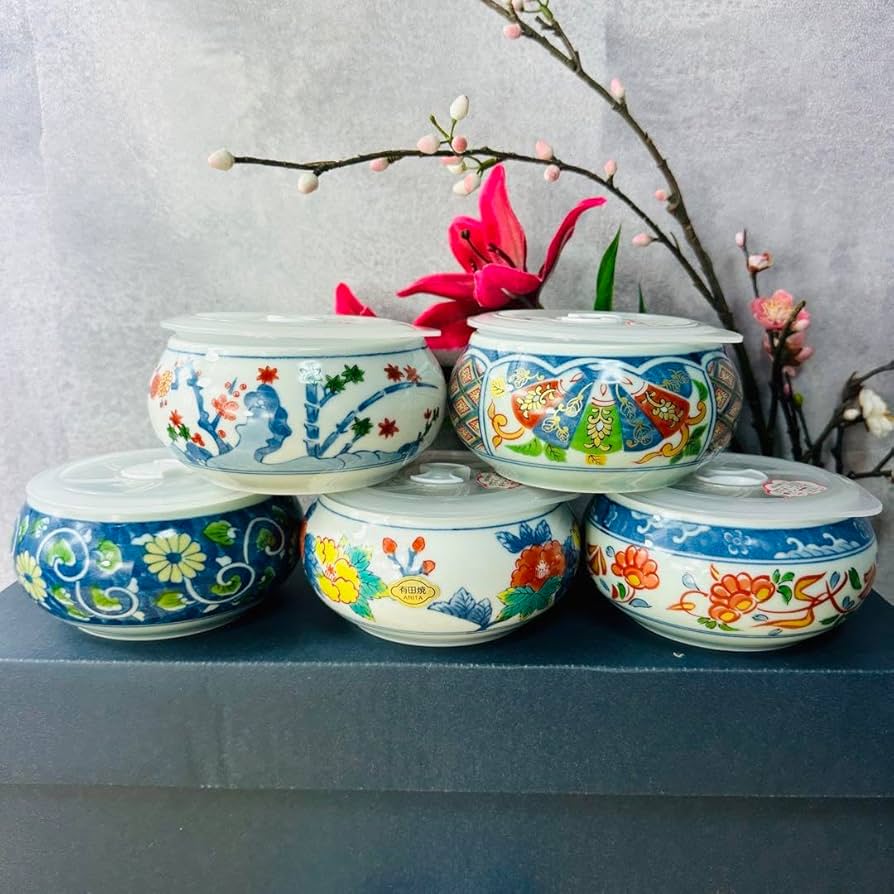 Amazon.co.jp: 有田焼 愛信窯 プラ蓋付き小鉢揃 絵違い 5個セット 箱付