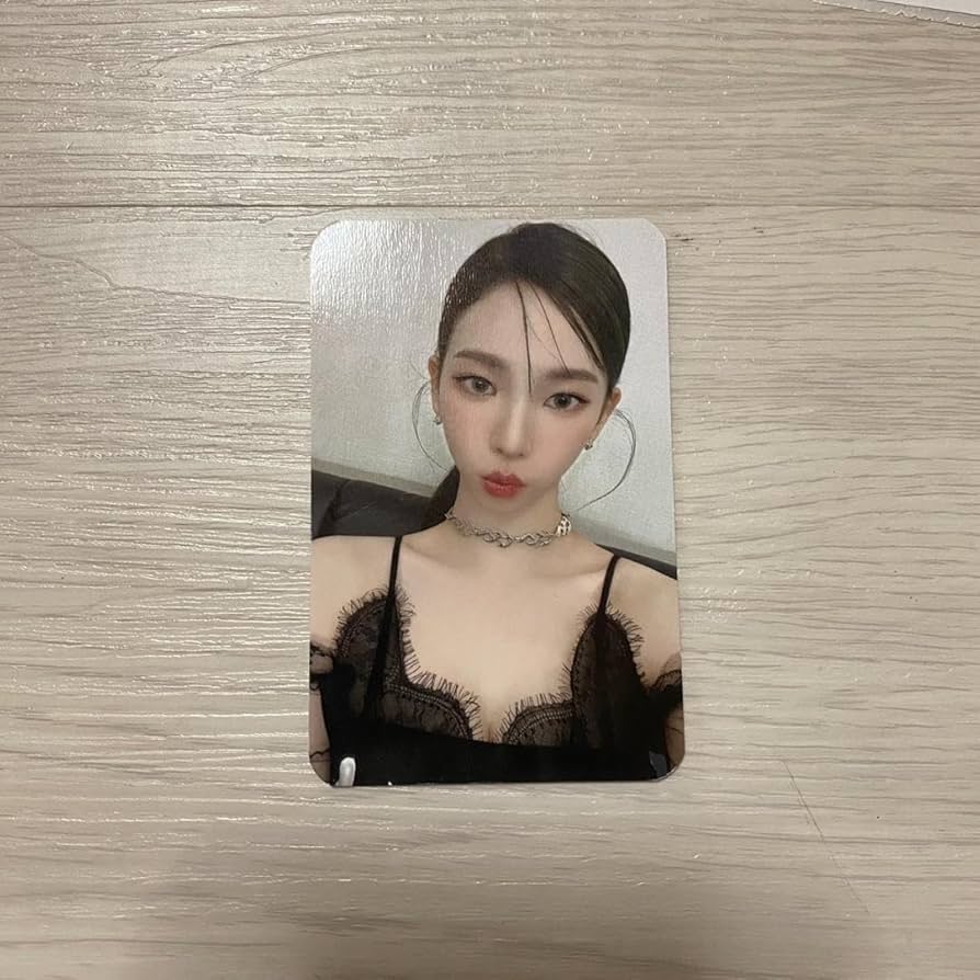 Amazon.co.jp: ☆SGS限定 aespa エスパ カリナ KARINA ペンライト 公式