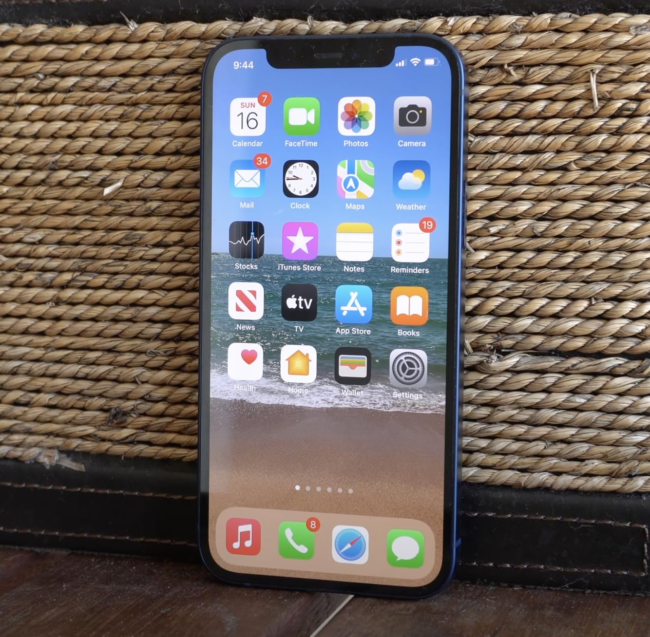 Amazon | iP 12改造 スパイカメラ 搭載｜4K60FPS超 側面SIMスロット内