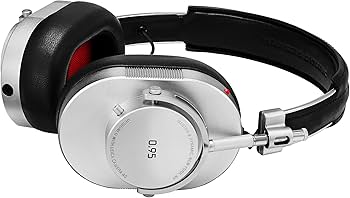 Master & Dynamic Award Winning MH40 Over-Ear, Closed Back