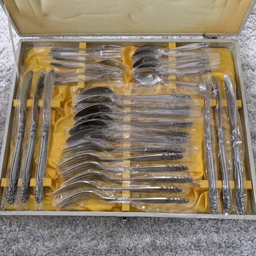 Amazon | ノーブランド品レトロMartianマーシャンカトラリーセット30本