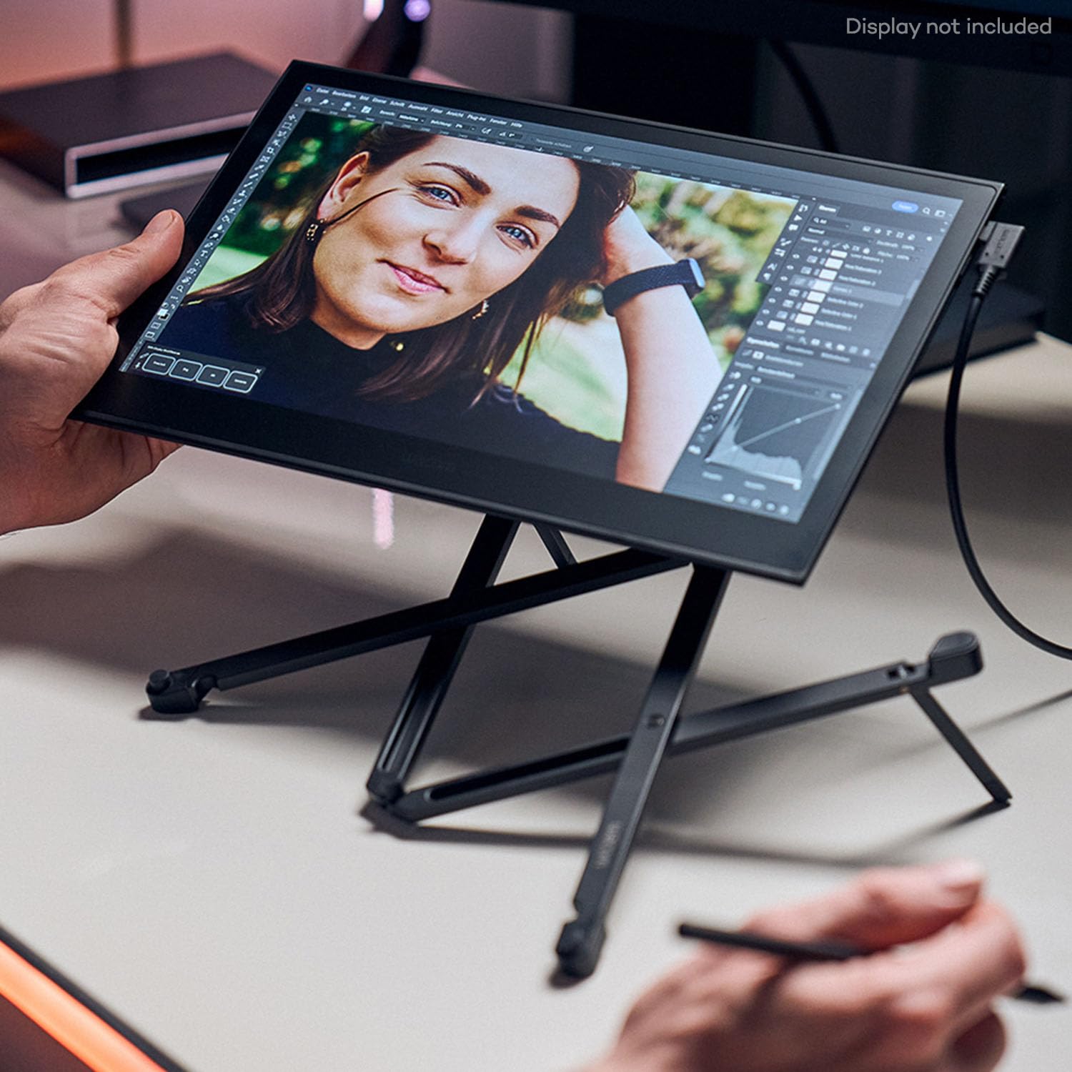 Amazon.com: Wacom Foldable Stand – Portable Folding Riser for