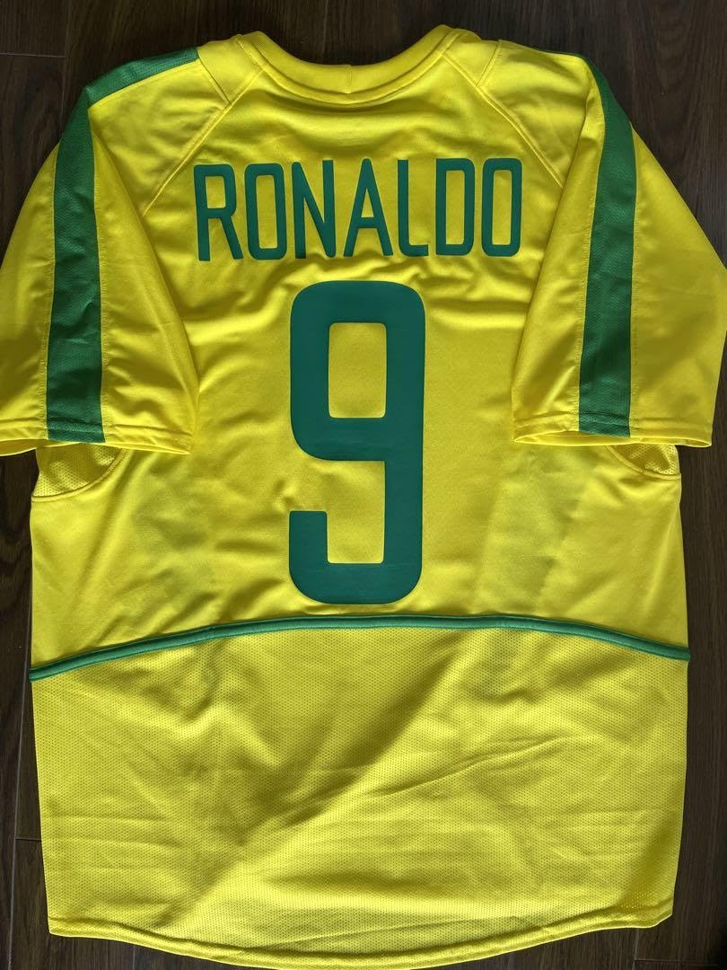 Amazon.co.jp: ロナウド ブラジル代表 直筆サイン入り ユニフォーム