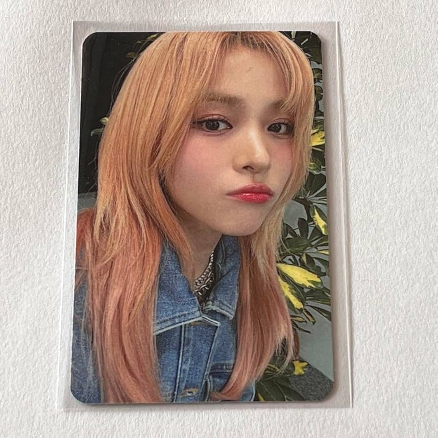 Amazon.co.jp: ITZY リュジン サノク MBC 歌謡大祭典 トレカ : おもちゃ