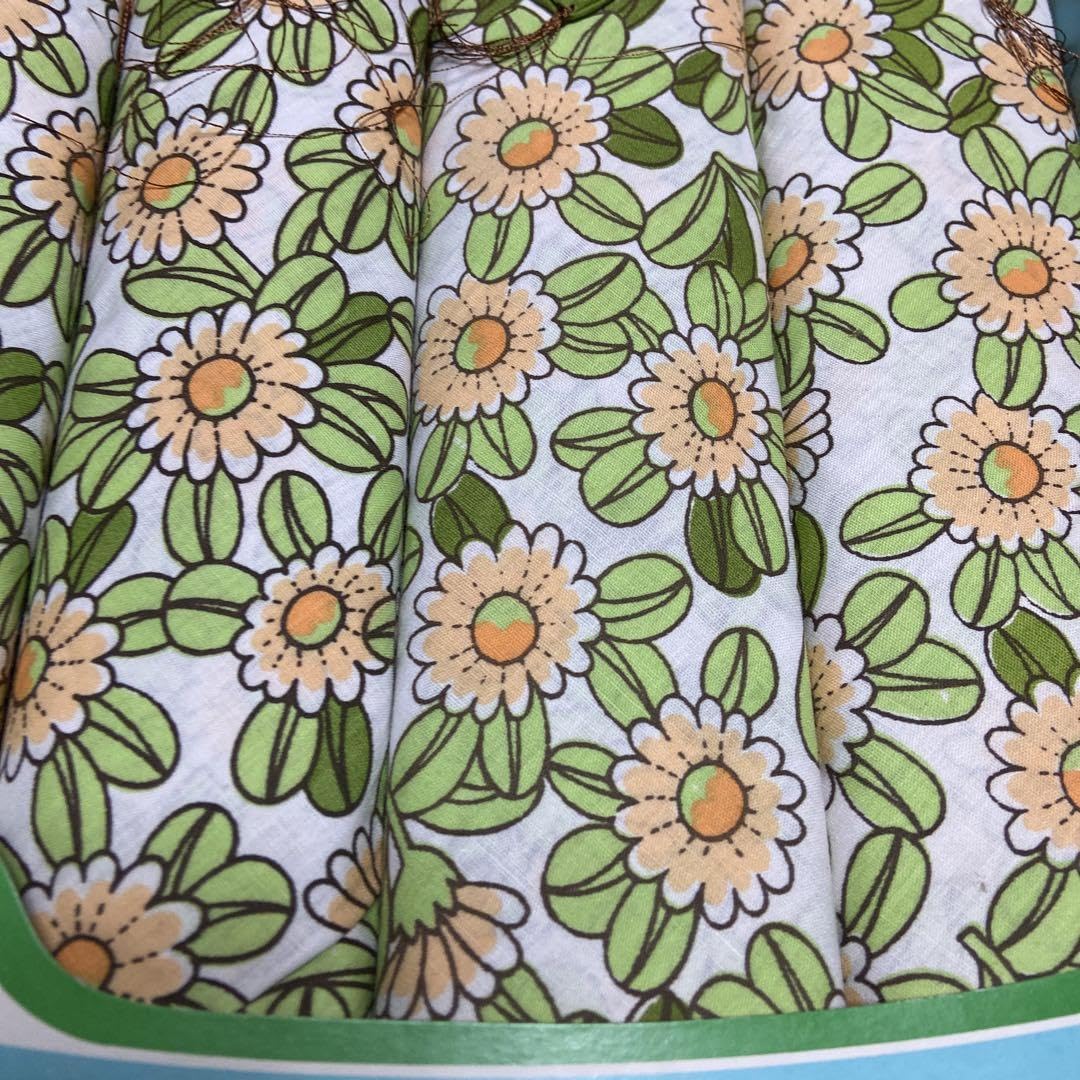 Amazon.co.jp: 昭和レトロポップ グリーン 花柄 座布団カバー 座布