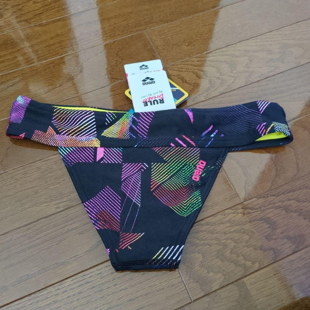 Amazon.co.jp: ARENA ビーチバレー ビキニ 国内未発売モデル 海外