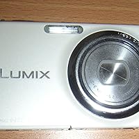 Amazon | パナソニック デジタルカメラ LUMIX FX77 リリーホワイト DMC