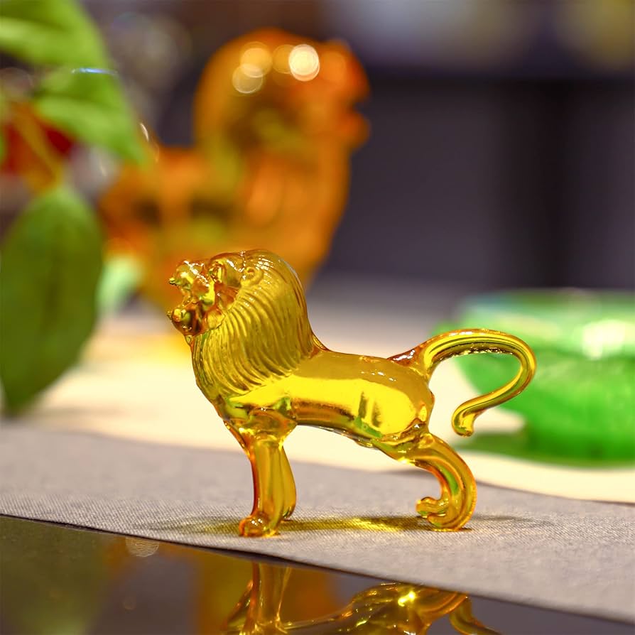 Amazon.co.jp: クリスタルライオンの置物 ガラス 野生動物 コレクター