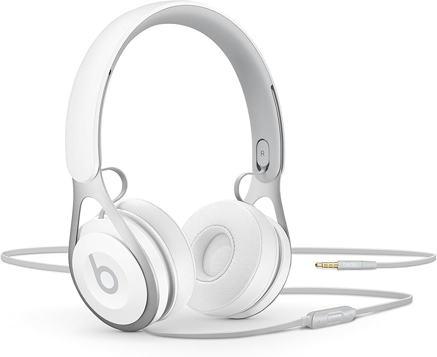 Amazon.co.jp: Beats EP オンイヤーヘッドホン -電池残量を気にせず