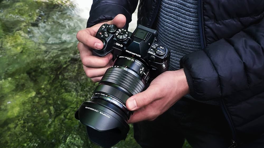 Amazon.co.jp: オリンパス M.Zuiko デジタル ED 12-100mm f4.0 PRO