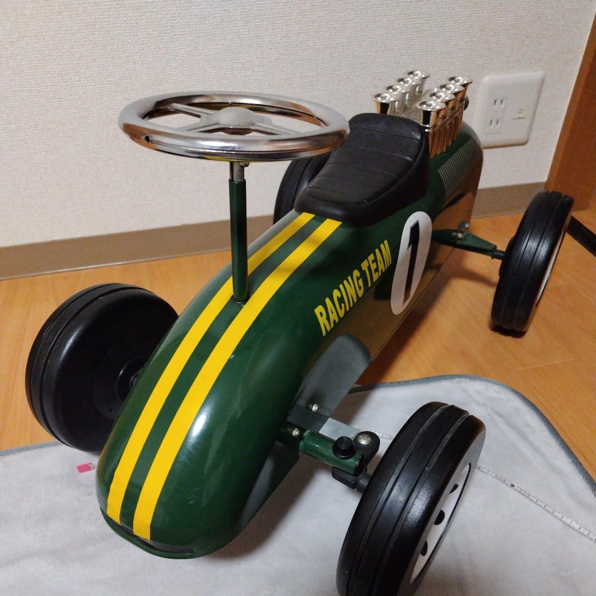 Amazon.co.jp: 人気 Artaburg 乗用玩具 スチール製 レトロ レーサー