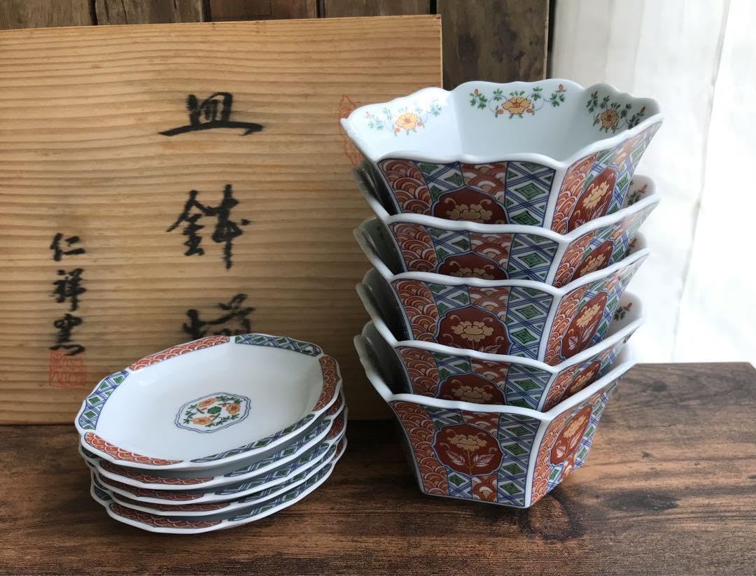 Amazon | 有田焼 仁祥窯 錦古赤絵 六角小鉢 小皿 5客 AD | ノー