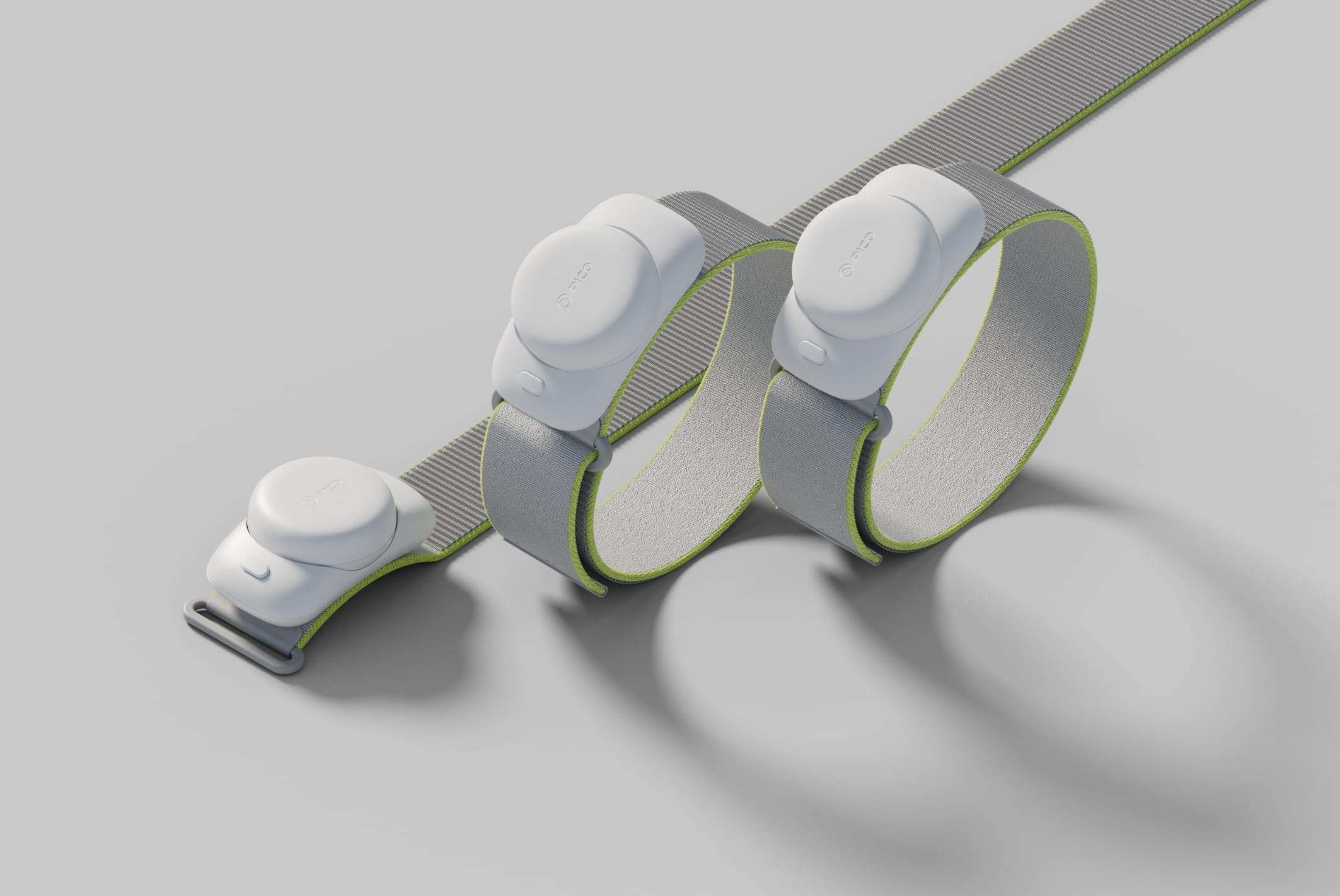 Amazon.co.jp: PICO 4 Ultra + 足首用Motion Tracker + 腰用Motion