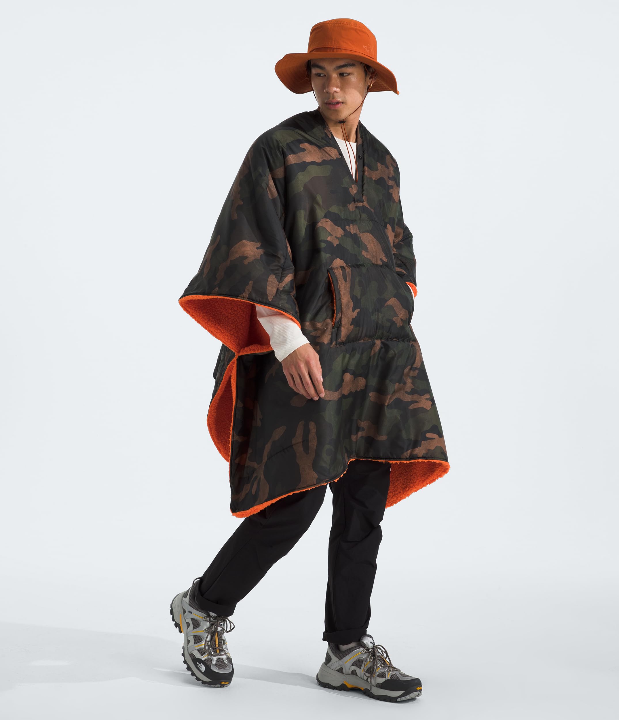 THE NORTH FACE Wawona Fuzzy Blanket, New Taupe Green TNF Camo