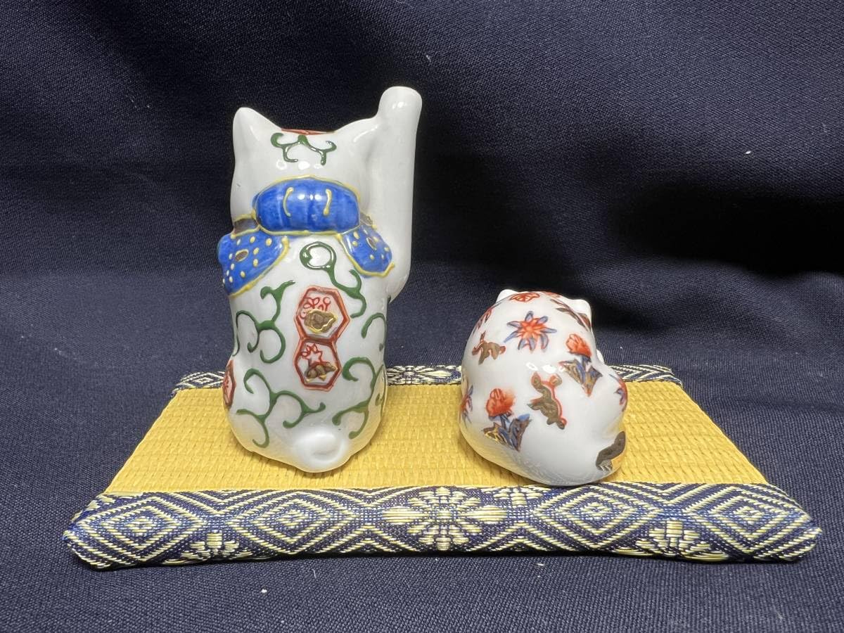 九谷/青色/金彩/陶器/眠り猫/蝶模様 /1体/置物/大/縁起物九谷/青色