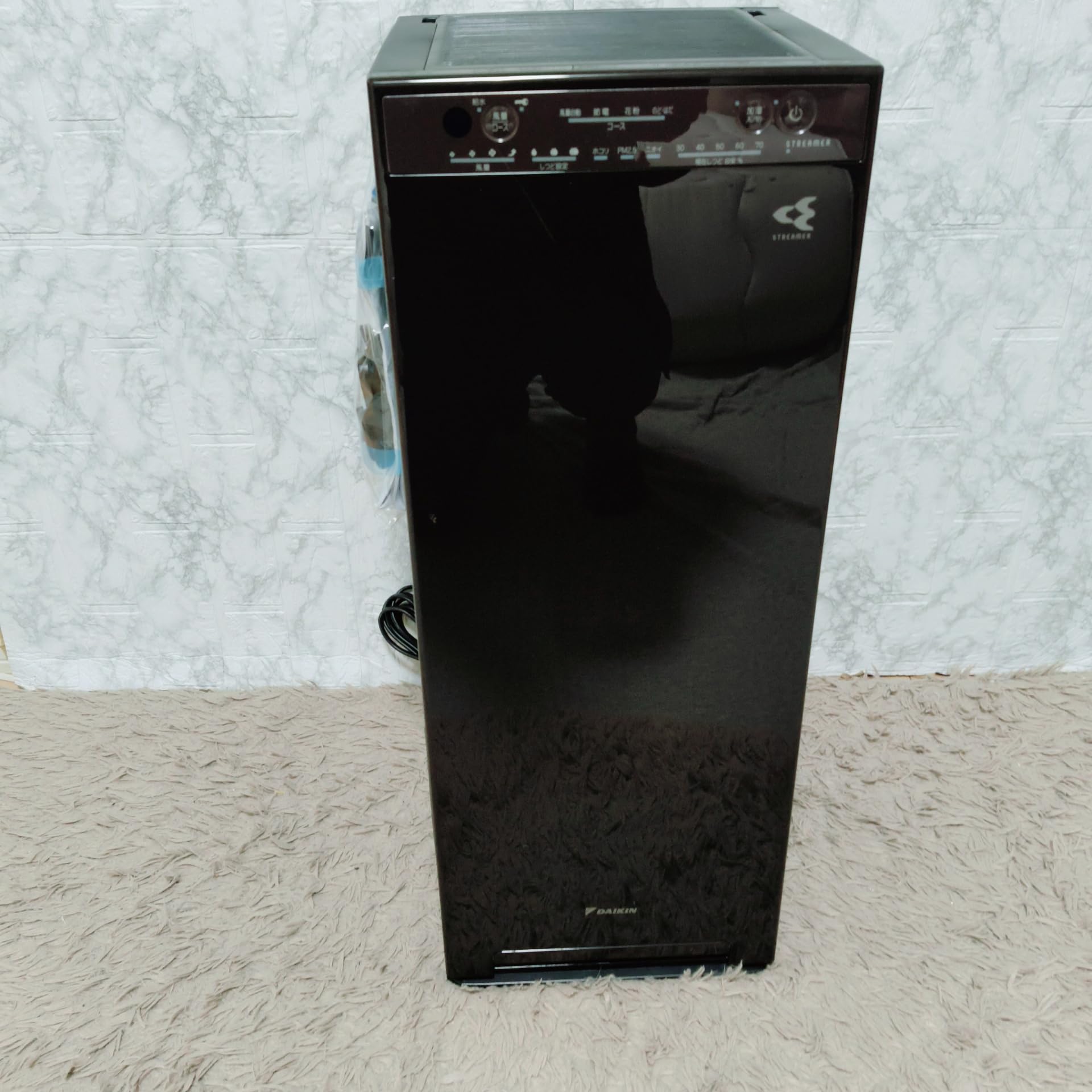 Amazon | ダイキン 加湿ストリーマ 空気清浄機 スリムタワータイプ