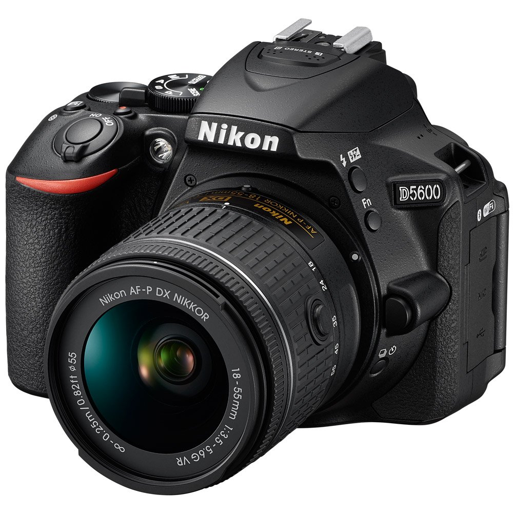 Amazon | Nikon D5600 デジタル一眼レフカメラ 18-55mm VR & 70-300mm