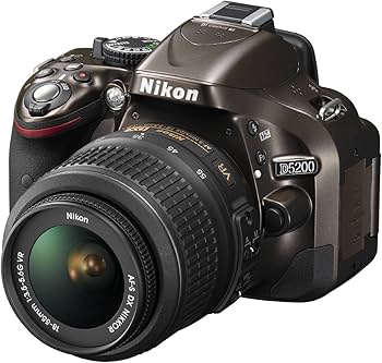 Amazon | Nikon デジタル一眼レフカメラ D5200 レンズキット AF-S DX