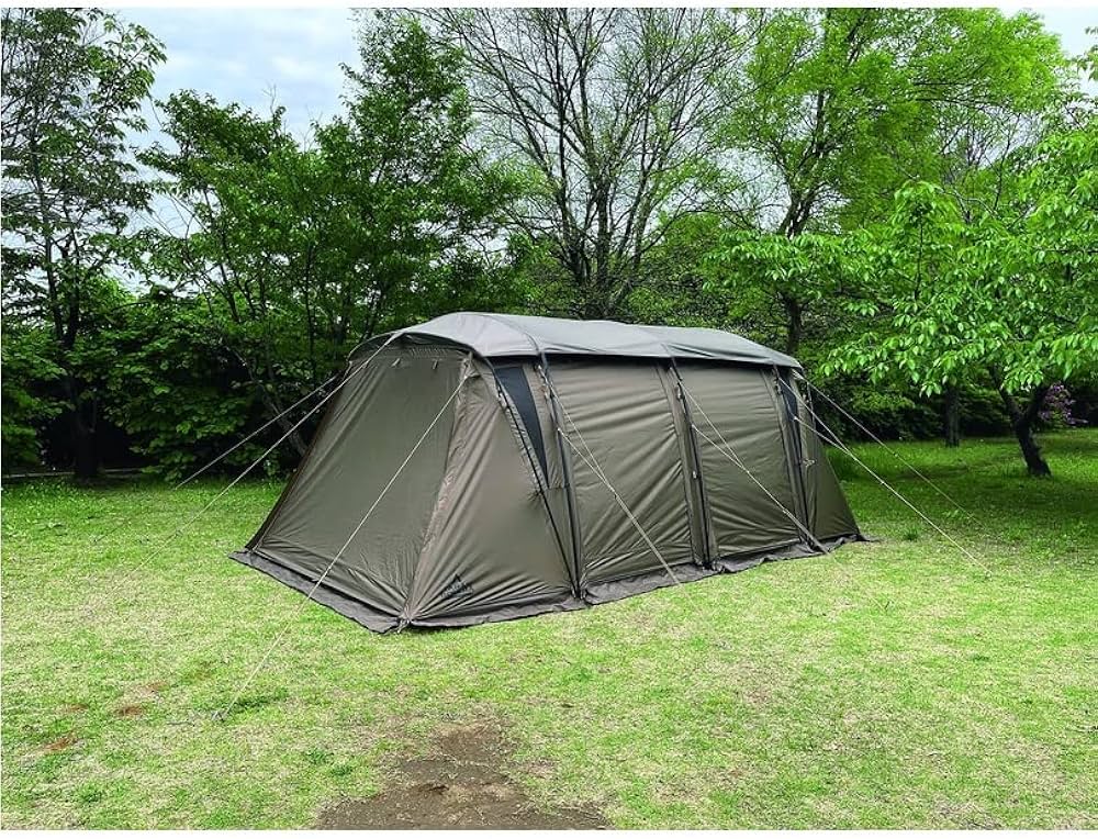 Amazon | TARAS BOULBA(タラスブルバ) キャタピラージュニア用ブラック