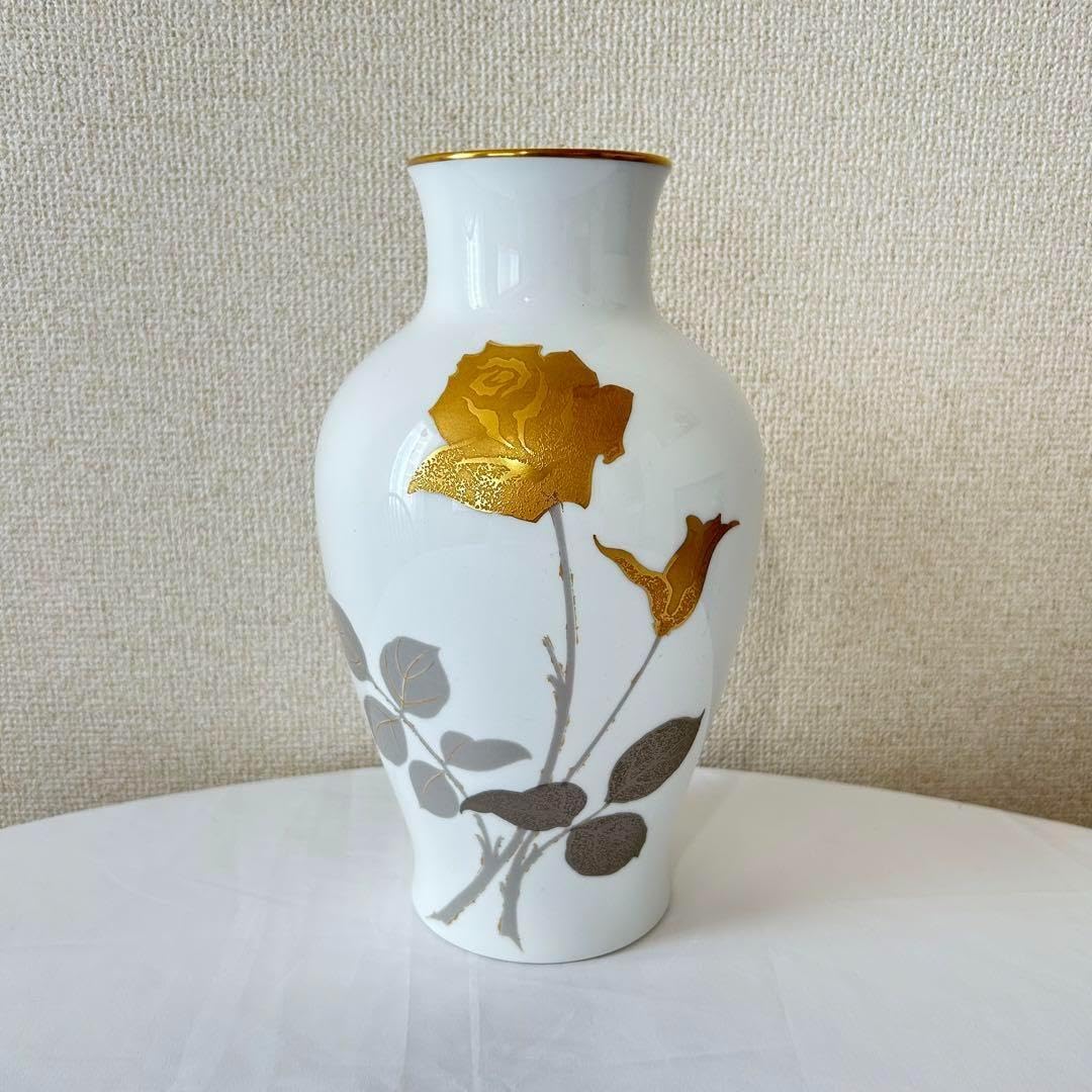 大倉陶園 瑞鳥文花瓶 呉須更紗鳥絵 大倉陶園 瑞鳥 花瓶 呉須更紗鳥絵