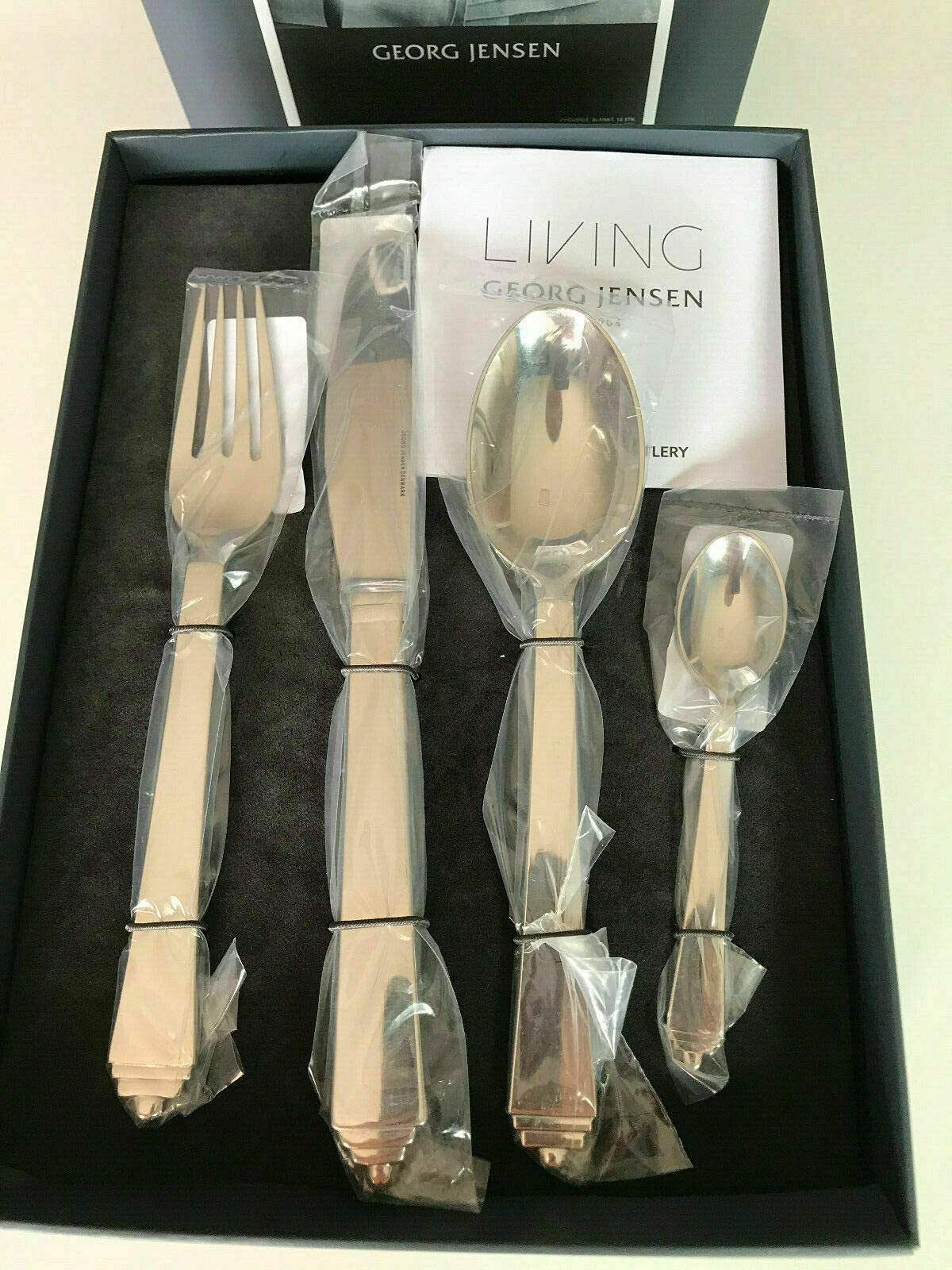 Amazon | Georg Jensen カトラリーセット ピラミッド ギフトボックス