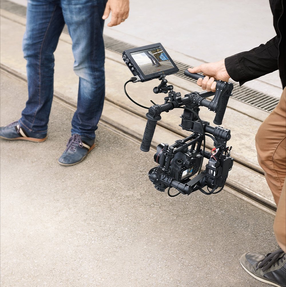 Amazon.co.jp: Blackmagic Design モニター一体型ポータブルレコーダー