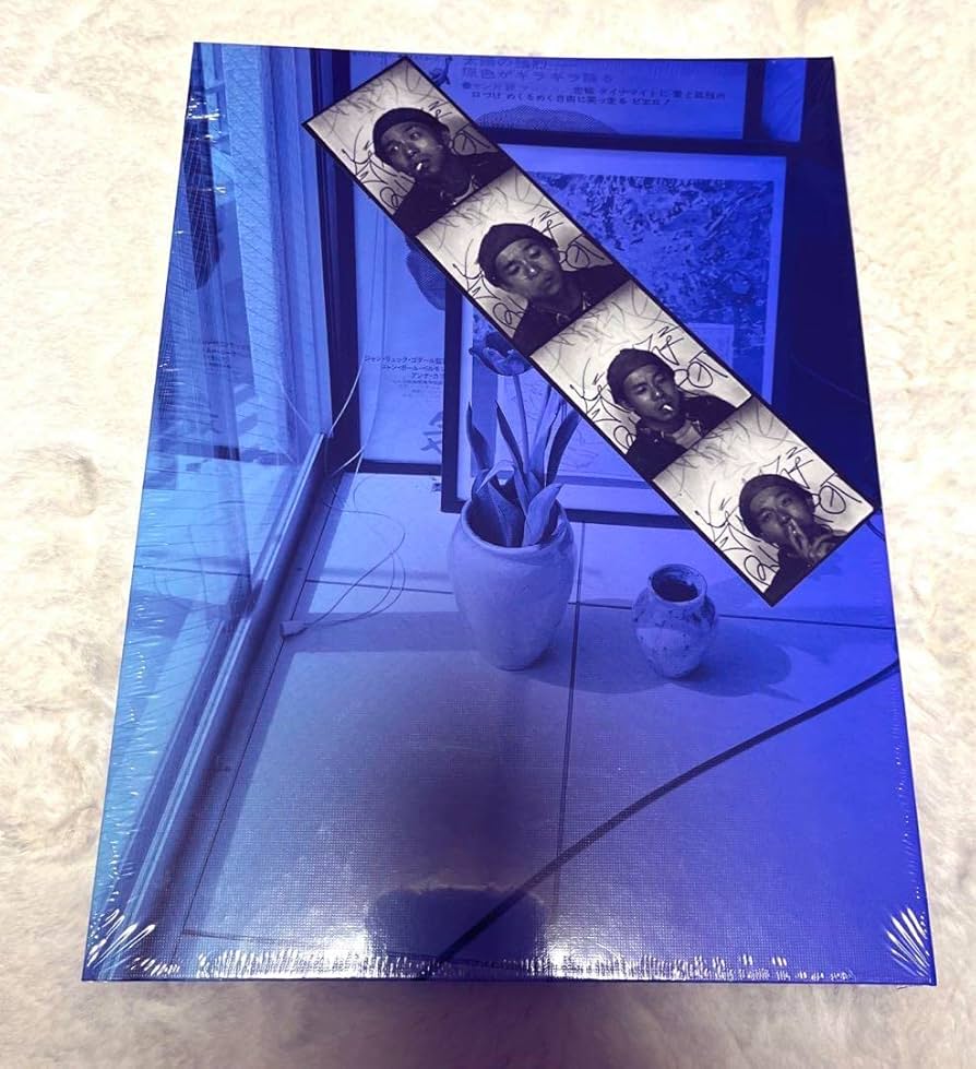 Amazon.co.jp: 仲野太賀 写真集 川島小鳥 『(世界)²』SIGNED : おもちゃ