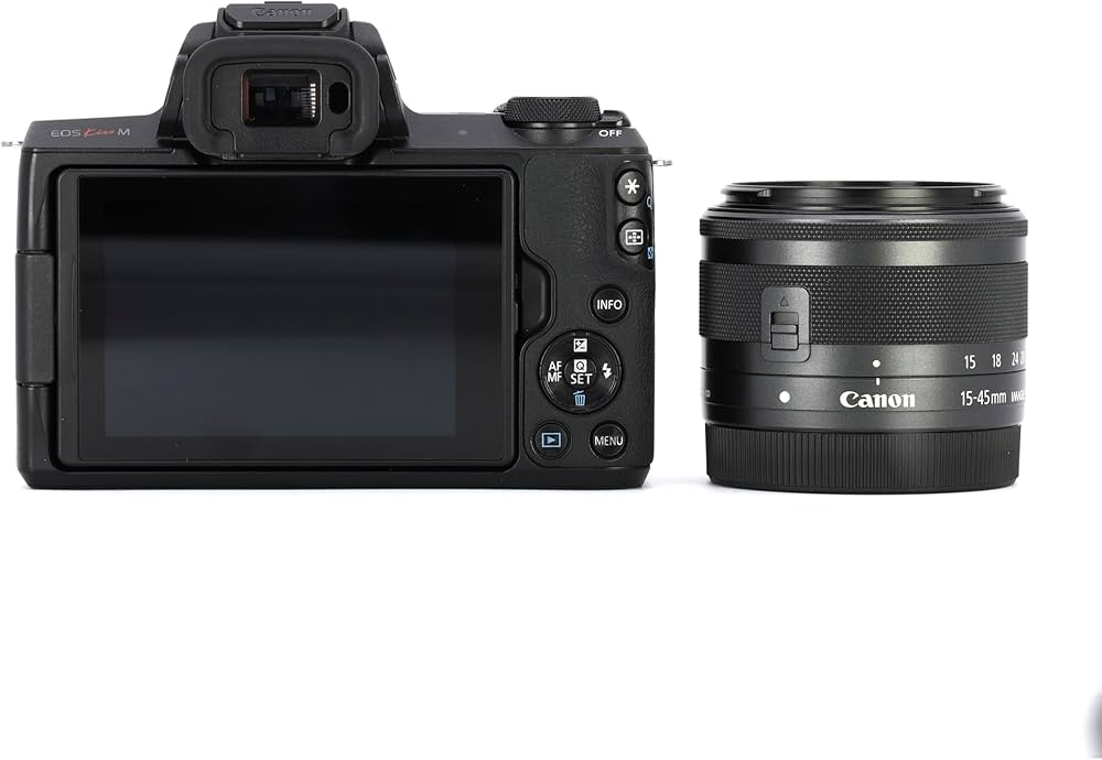 Amazon | Canon ミラーレス一眼カメラ EOS Kiss M 標準ズームキット