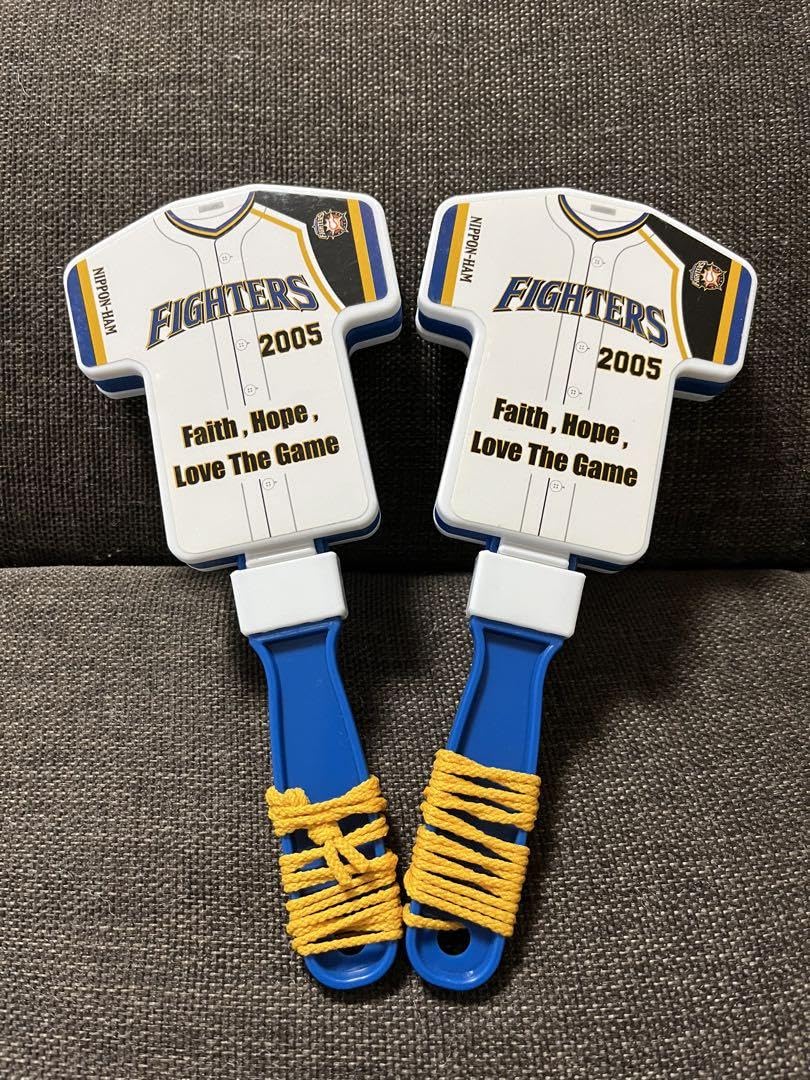 Amazon.co.jp: 非売品 北海道日本ハムファイターズ 鳴子風 応援グッズ