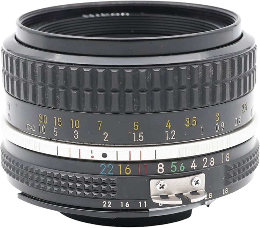 Nikon Nikkor 50mm 1.8 Lens - Nikon F Mount : Amazon.ca: Electronics