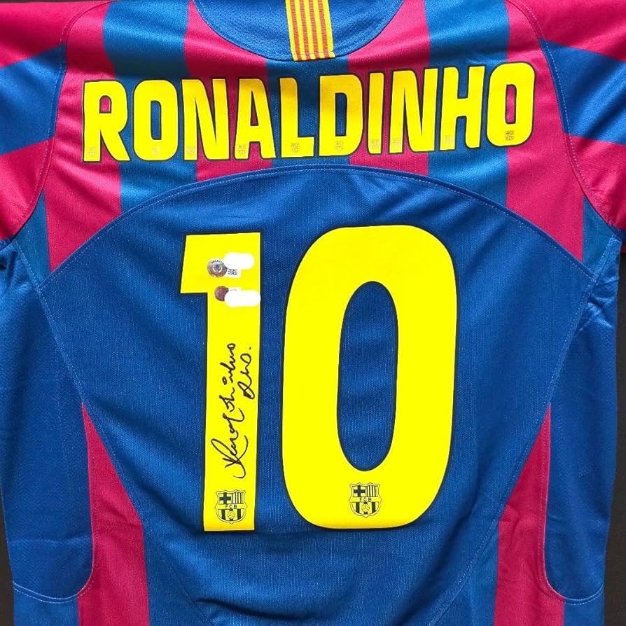 Amazon.co.jp: 正規品ロナウジーニョ／直筆サイン／FCバルセロナ