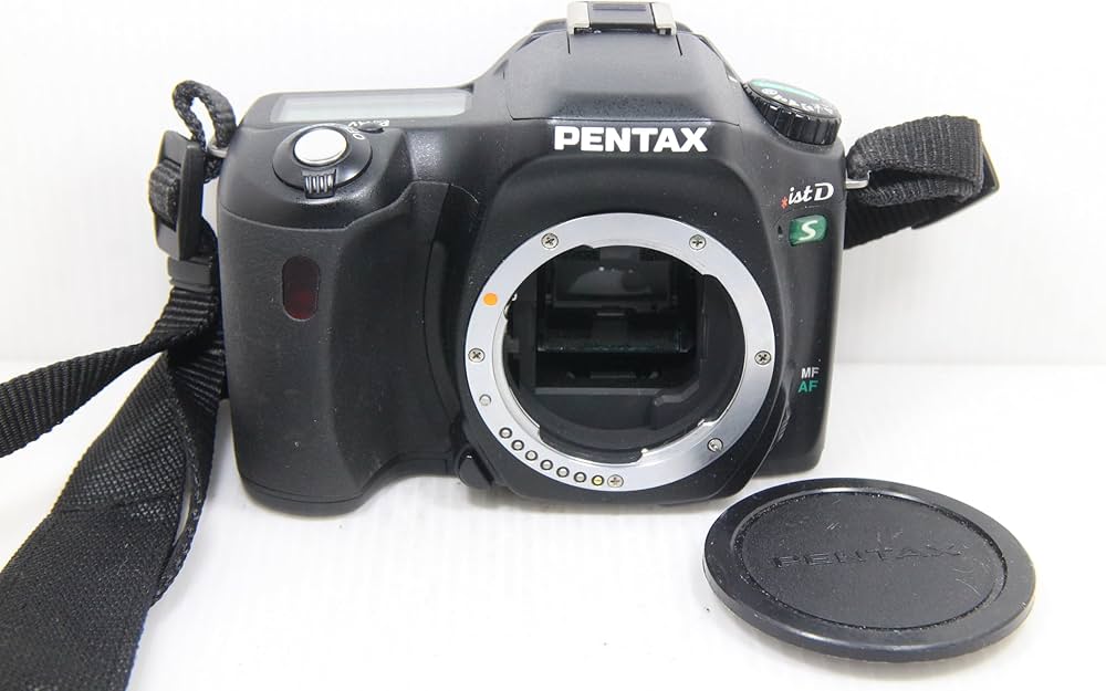 Amazon.co.jp: PENTAX *ist Ds デジタル一眼レフカメラ ボディ単体
