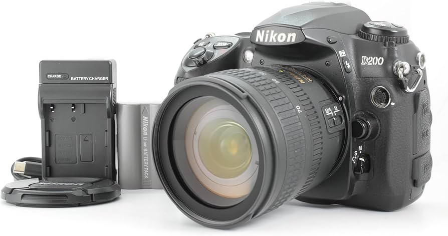 Amazon Canada: Nikon D200 10.2MP Digital SLR Camera with 18-70mm
